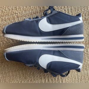 Navy Nike Cortez - Women’s 9